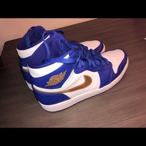 Air Jordan 1 Retro “Gold Medal”